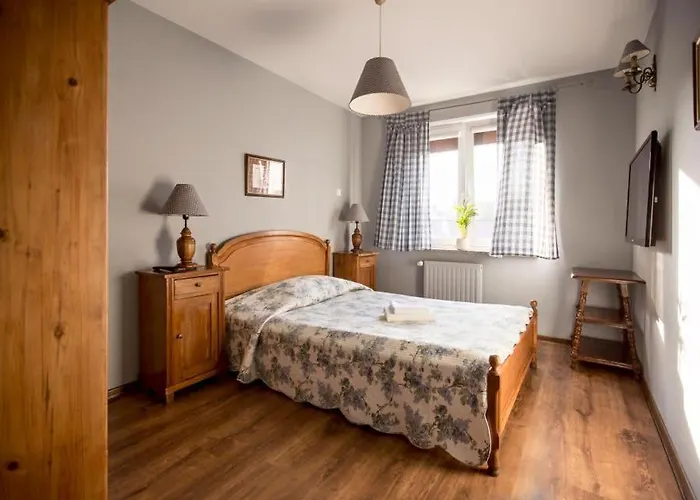 Gosciniec Pod Brzozami 3* פוזנן