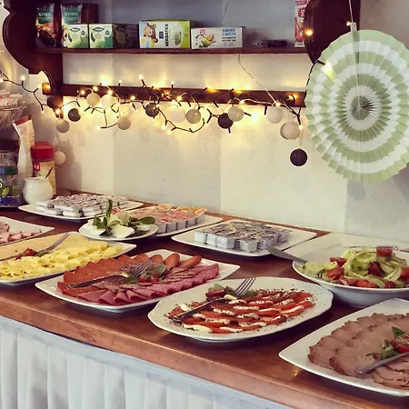 Gosciniec Pod Brzozami 여관 3*