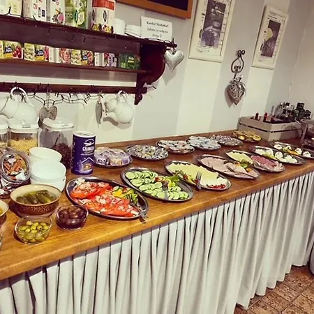 Han/Misafirhane Gosciniec Pod Brzozami